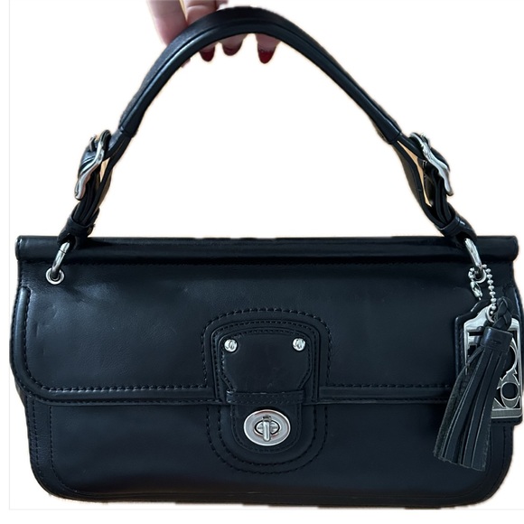 COACH CITY WILLIS - 65th ANNIVERSARY - Picture 1 of 14